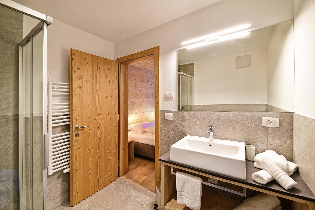 Schaefer Apartments Sexten Exteriör bild